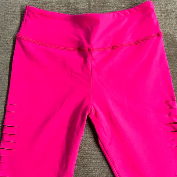 💗Jala Groove Leggings - Neon Pink - Small - Picture 2 of 10